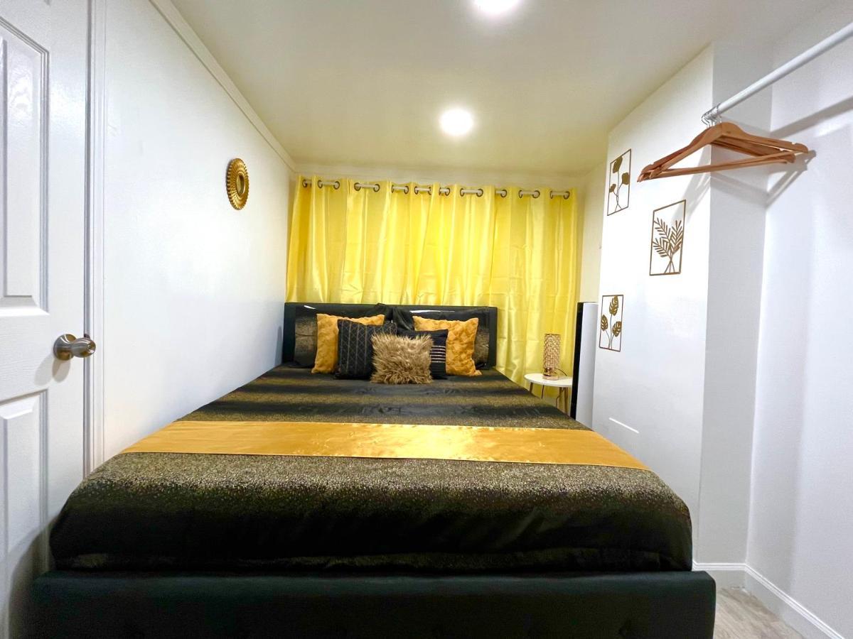 The Amber Retreat - Brooklyn Centre Comfort - Charming Space For Families, Couples & Business Travelers Near Downtown - With 300Mb Wifi, Parking & Self Check-In Cleveland Exteriör bild